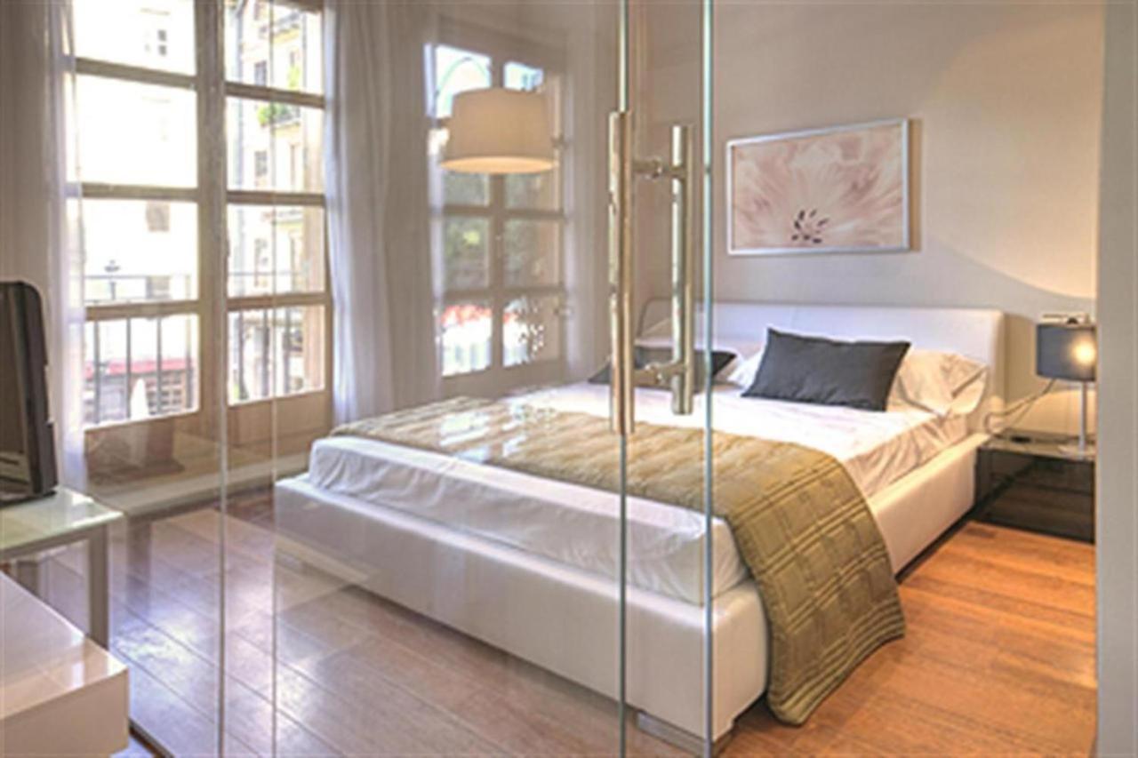 Moderno Apartamento En La Plaza Del Tossal Valencia Exterior photo